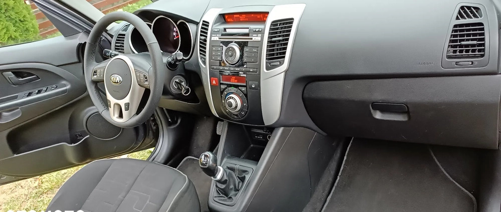 Kia Venga cena 27800 przebieg: 154000, rok produkcji 2012 z Sieradz małe 106